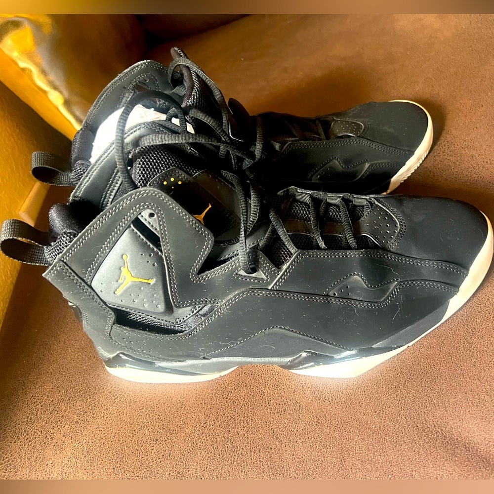 Air Jordan high tops